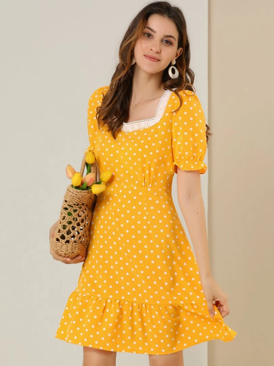 Women's Casual Short Sleeve Dress with Dots Print, Square Neckline, and Ruffle Hem - Knee-Length Summer Flowy Dress