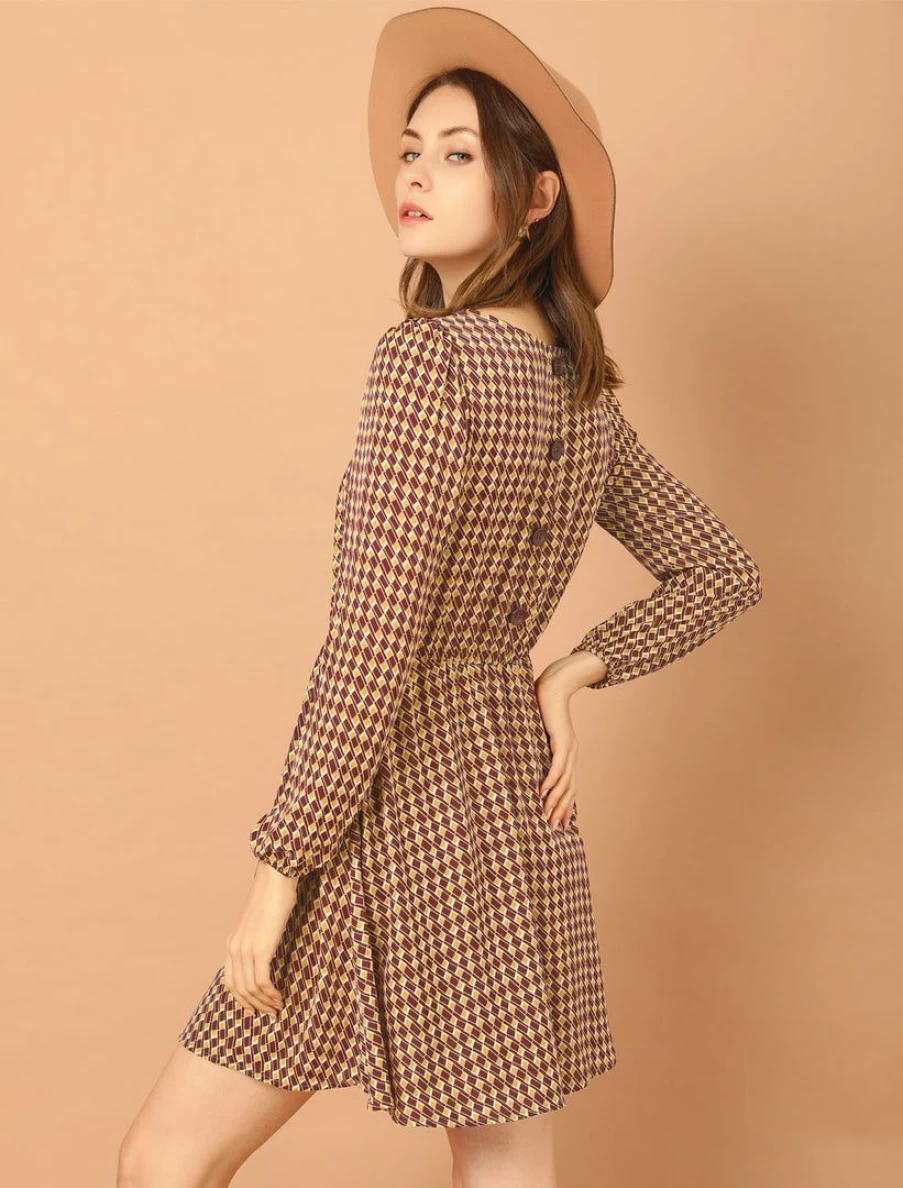 Vintage Brown Plaid Dress for Women with Puff Sleeves and Elastic Waist